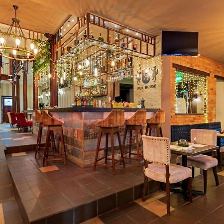 קואנקה Hotel La Cofradia Pub-House מראה חיצוני תמונה