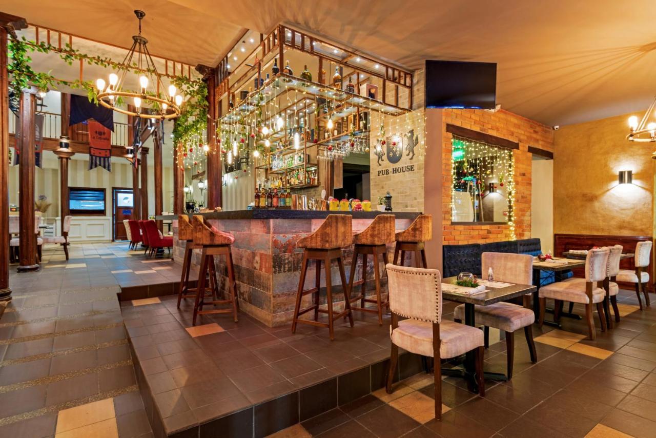 קואנקה Hotel La Cofradia Pub-House מראה חיצוני תמונה